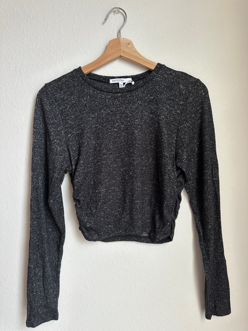 Everyday Crewneck Long-Sleeve Crop Top in Black